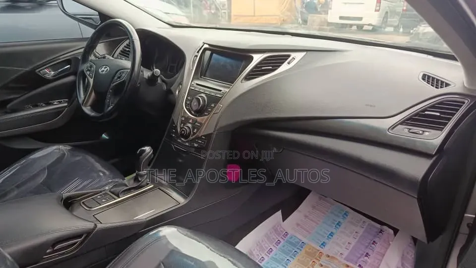 Hyundai Grandeur 2014 Silver