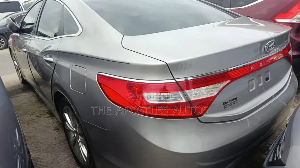 Hyundai Grandeur 2014 Silver