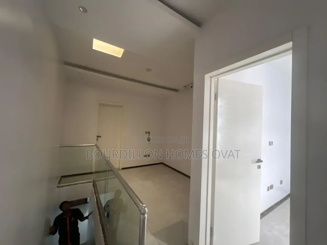 3bdrm Duplex in Lekki Palm City for sale