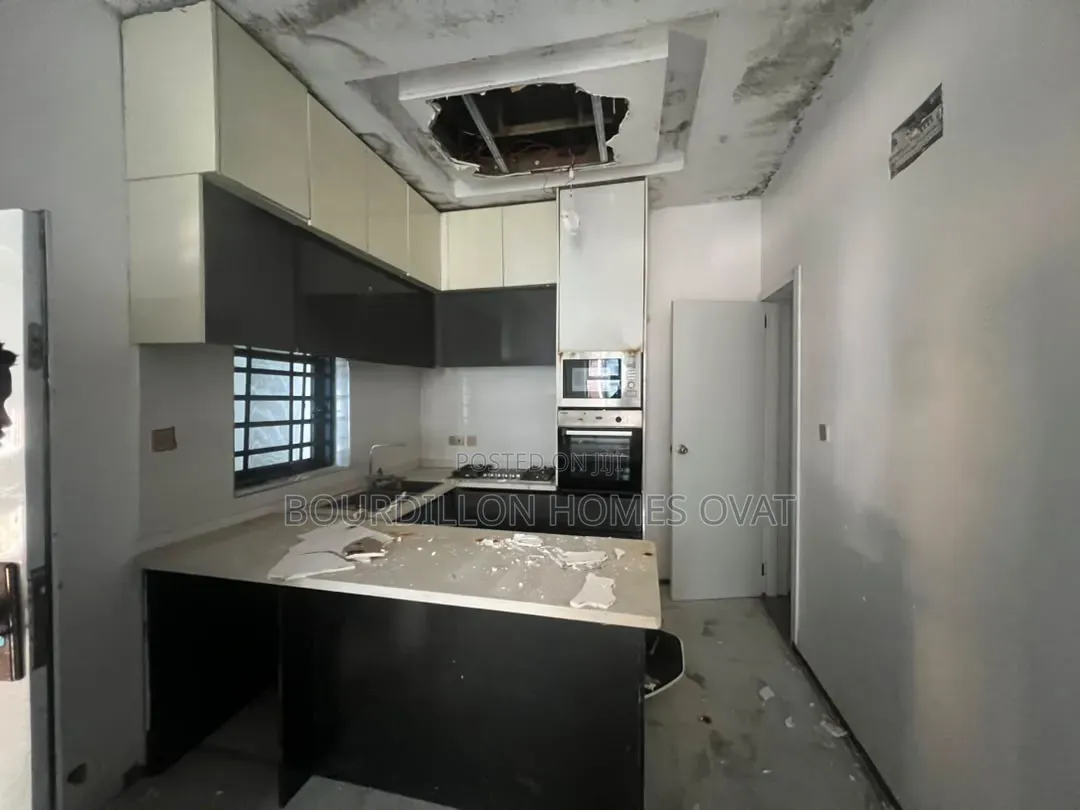 3bdrm Duplex in Lekki Palm City for sale