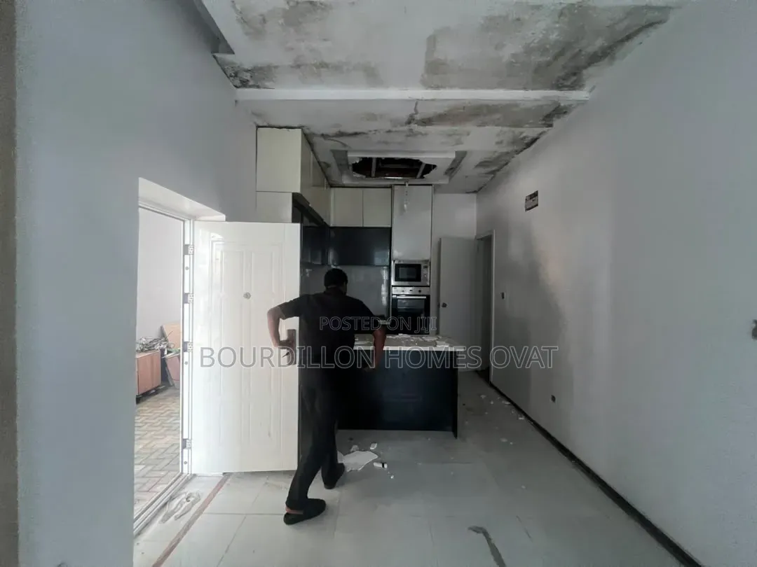 3bdrm Duplex in Lekki Palm City for sale