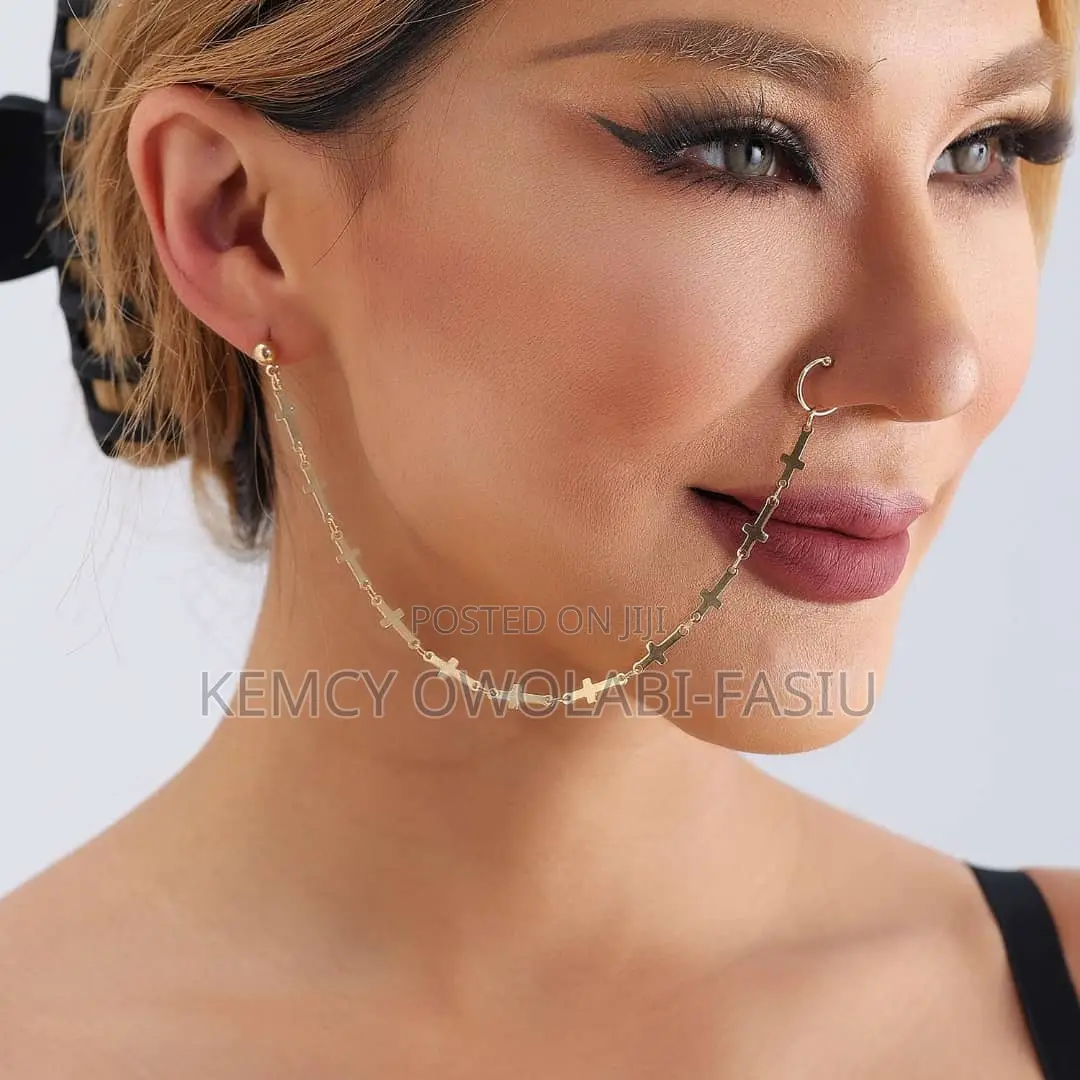 Non Tanish Gold Chain Nose Ring
