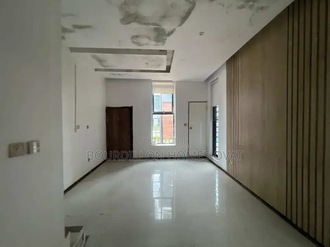 3bdrm Duplex in Lekki Palm City for sale