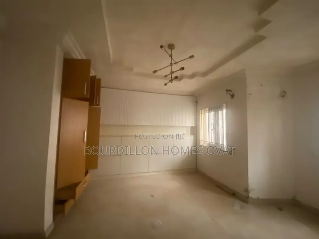 3bdrm Apartment in Chevron Lekki Lagos for rent