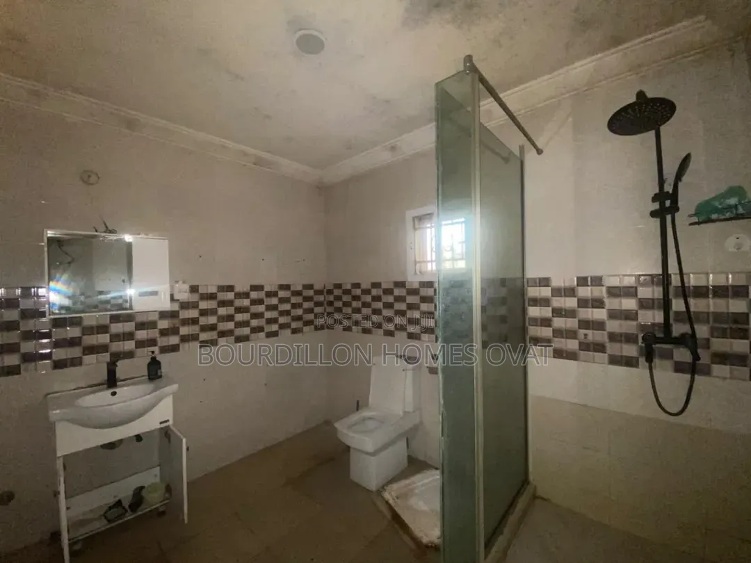 3bdrm Apartment in Chevron Lekki Lagos for rent