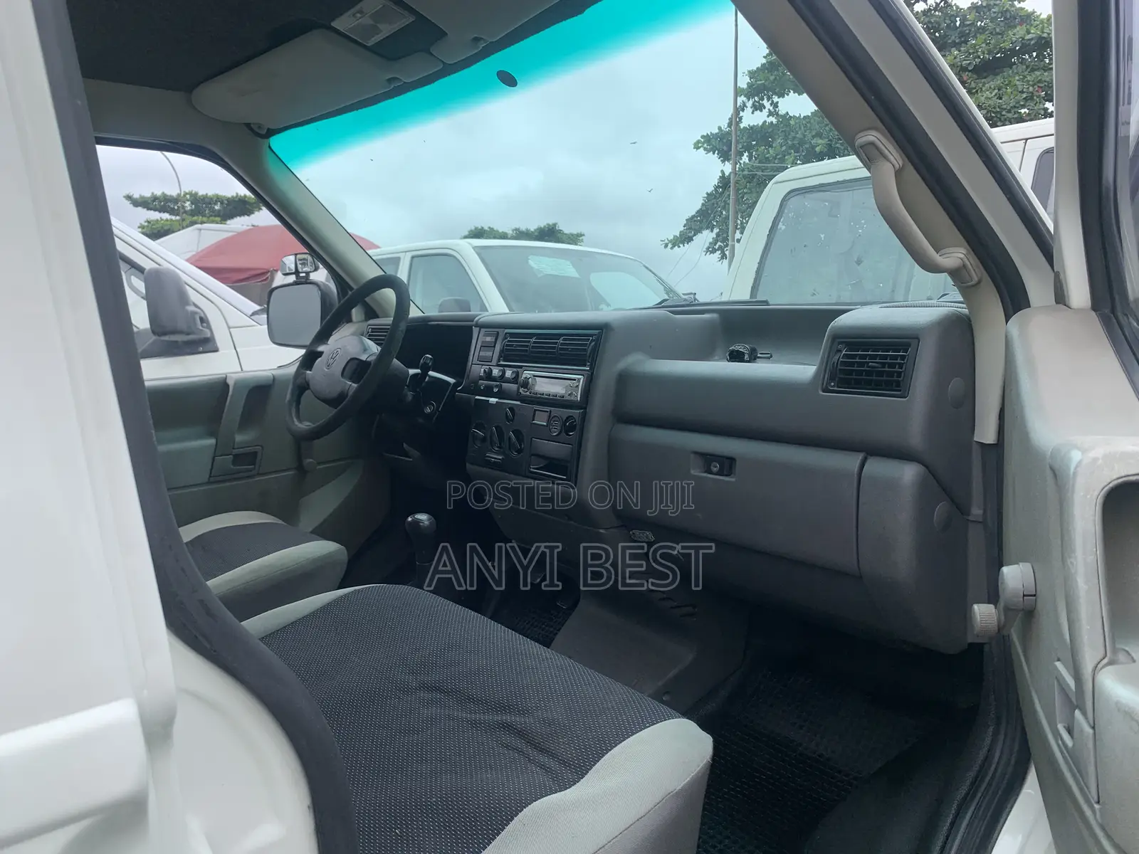 Volkswagen Transporter 2007 White