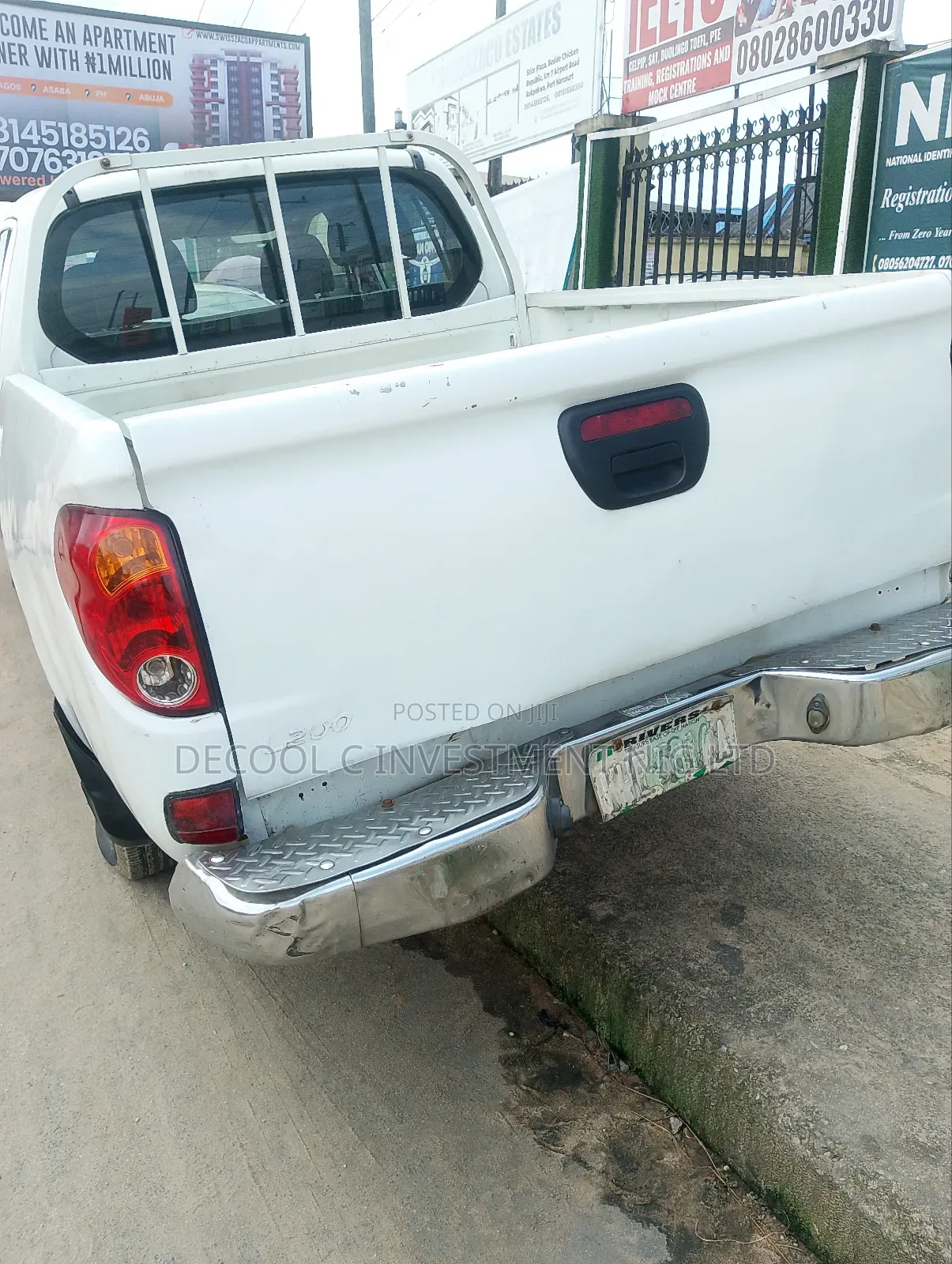 Mitsubishi L200 Club Cab 2.5 136hp 4WD 2012 White