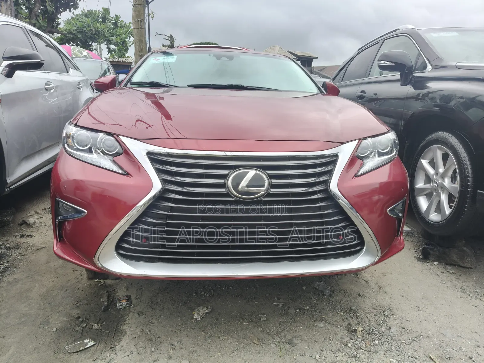 Lexus ES 2016 Red