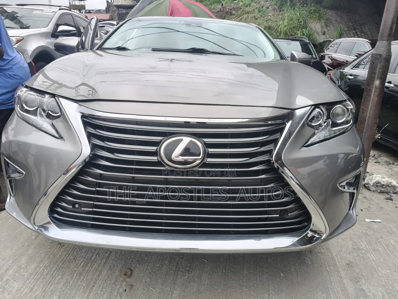 Lexus ES 2016 Gold