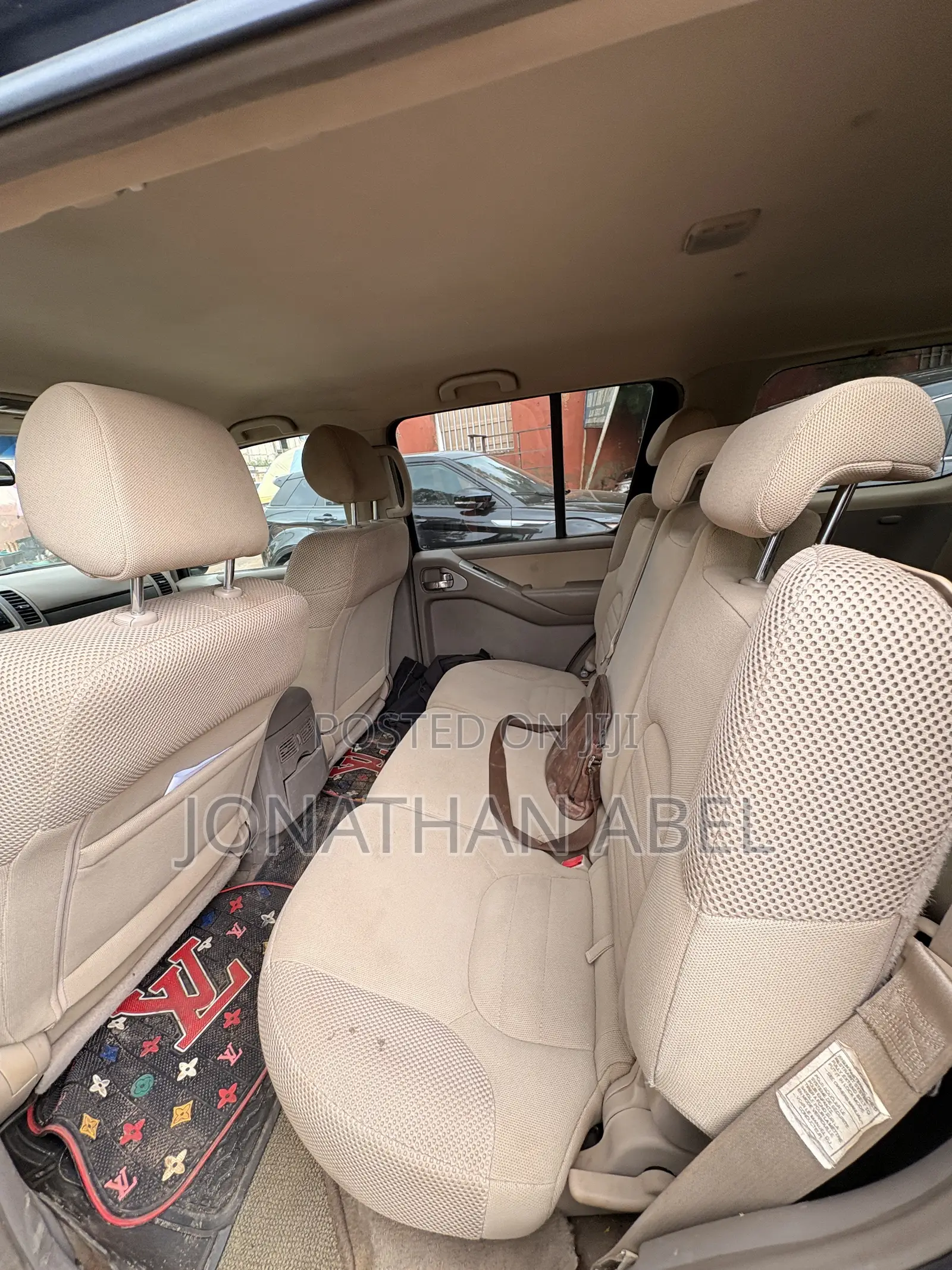 Nissan Pathfinder 2005 Black