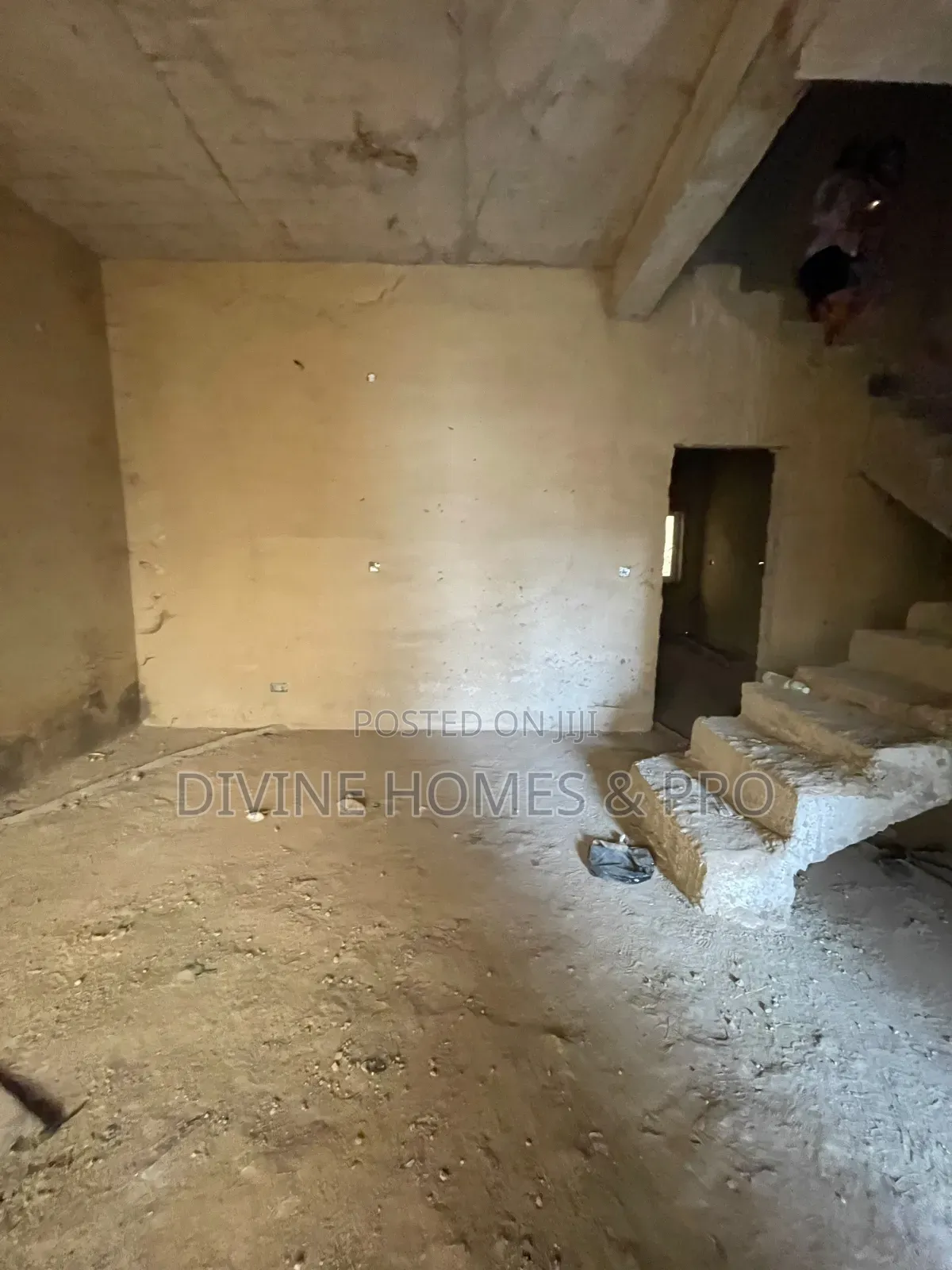2bdrm Duplex in Katampe (Main) for sale
