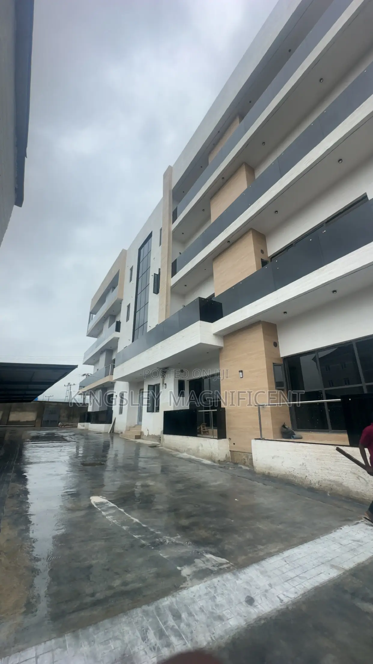 3bdrm Block of Flats in Jahi Gilmore for sale