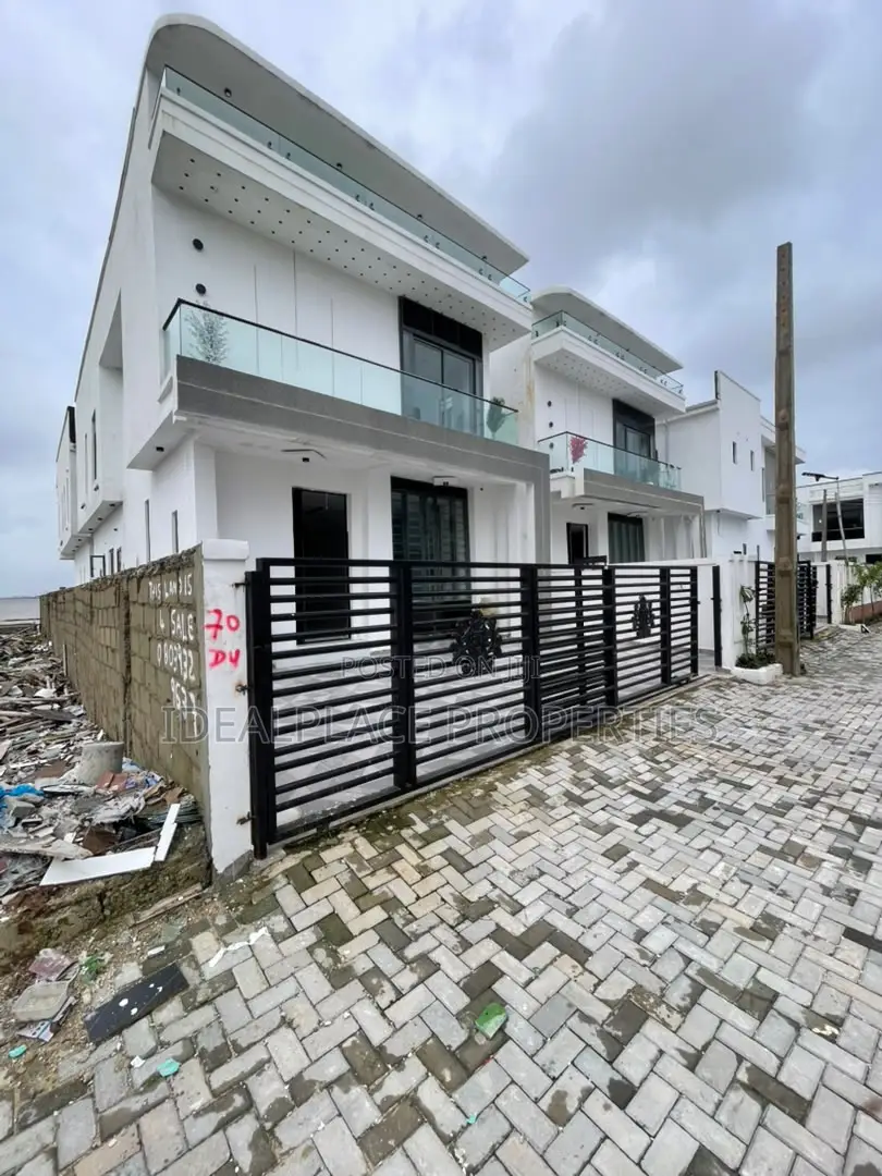 4bdrm Duplex in Ajah for sale