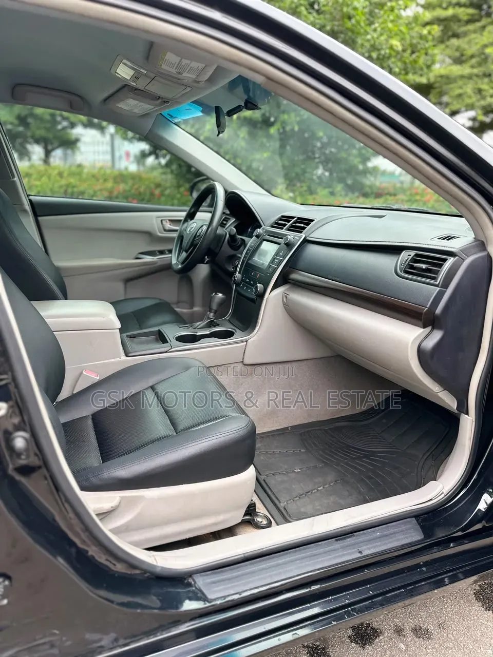 Toyota Camry 2016 Black