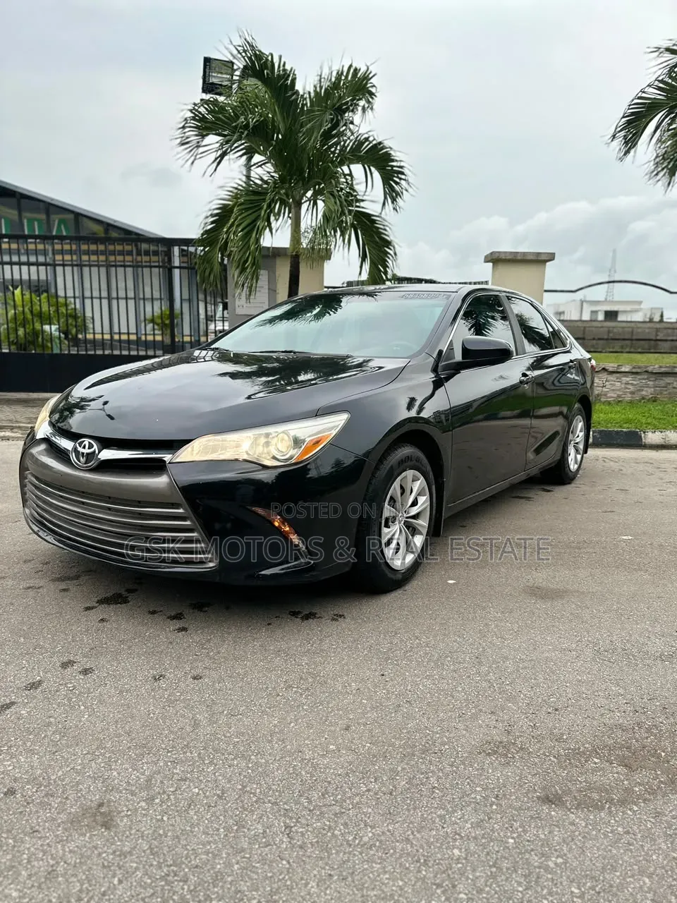 Toyota Camry 2016 Black