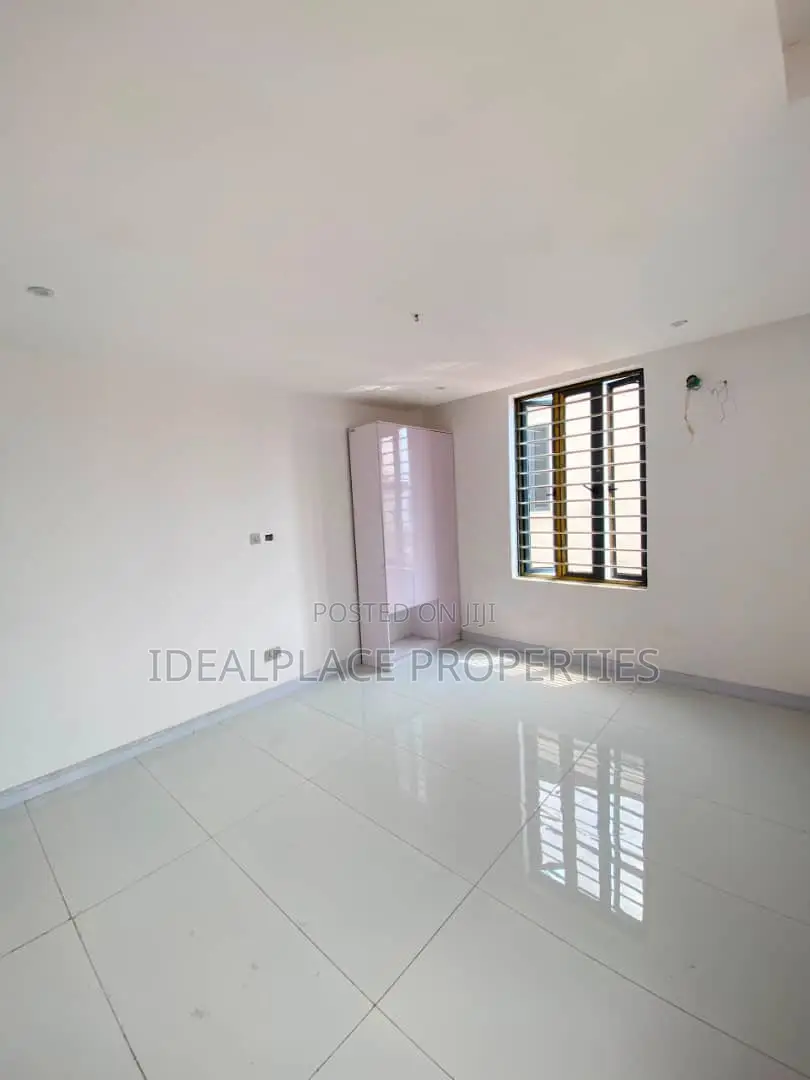 2bdrm Apartment in Ologolo for sale