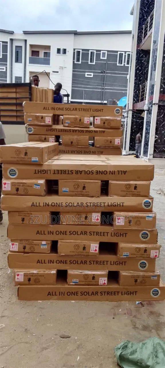 12eyes Wakatek Solar Street Lights