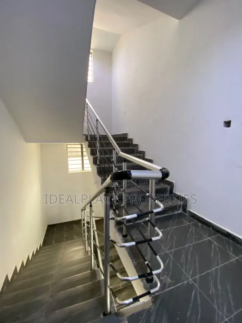 2bdrm Apartment in Ologolo for sale