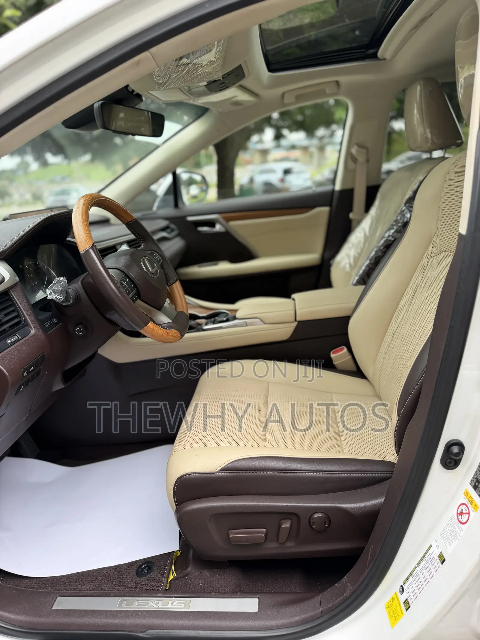 Lexus RX 350 FWD 2017 White