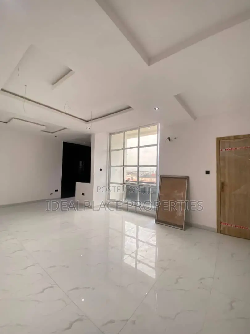 2bdrm Apartment in Ologolo for sale