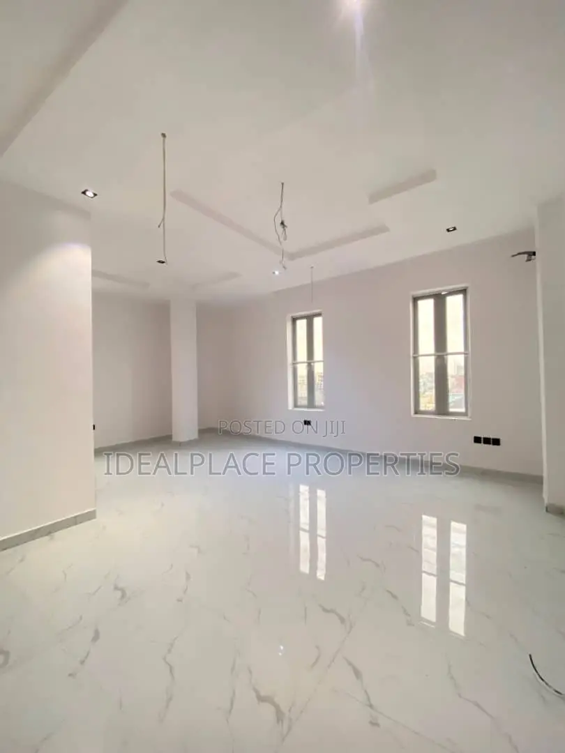 2bdrm Apartment in Ologolo for sale