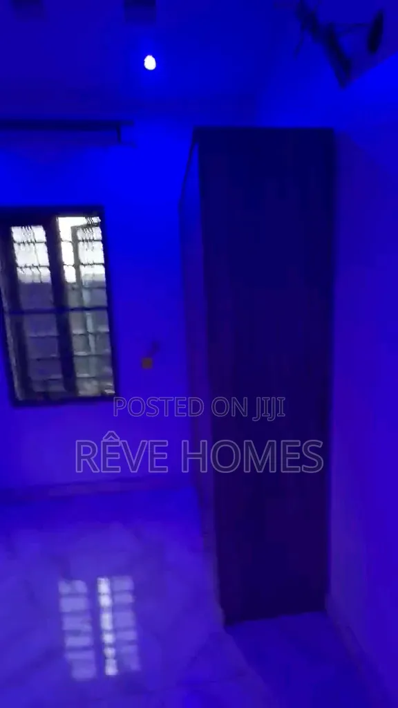 2bdrm Block of Flats in Oworonshoki / Gbagada for rent