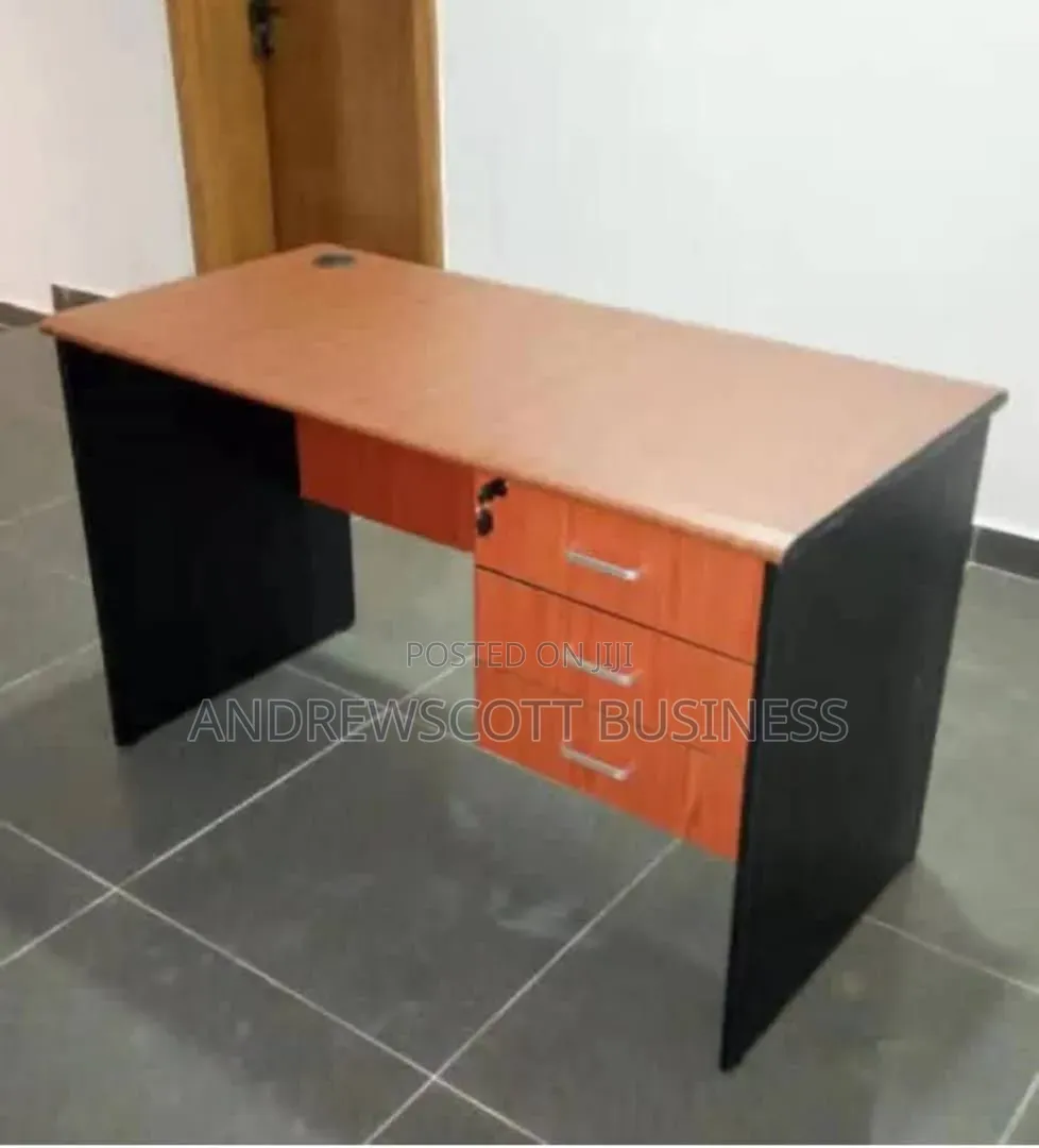 NAD 4ft (120cm X 60cm X 75cm ) Table