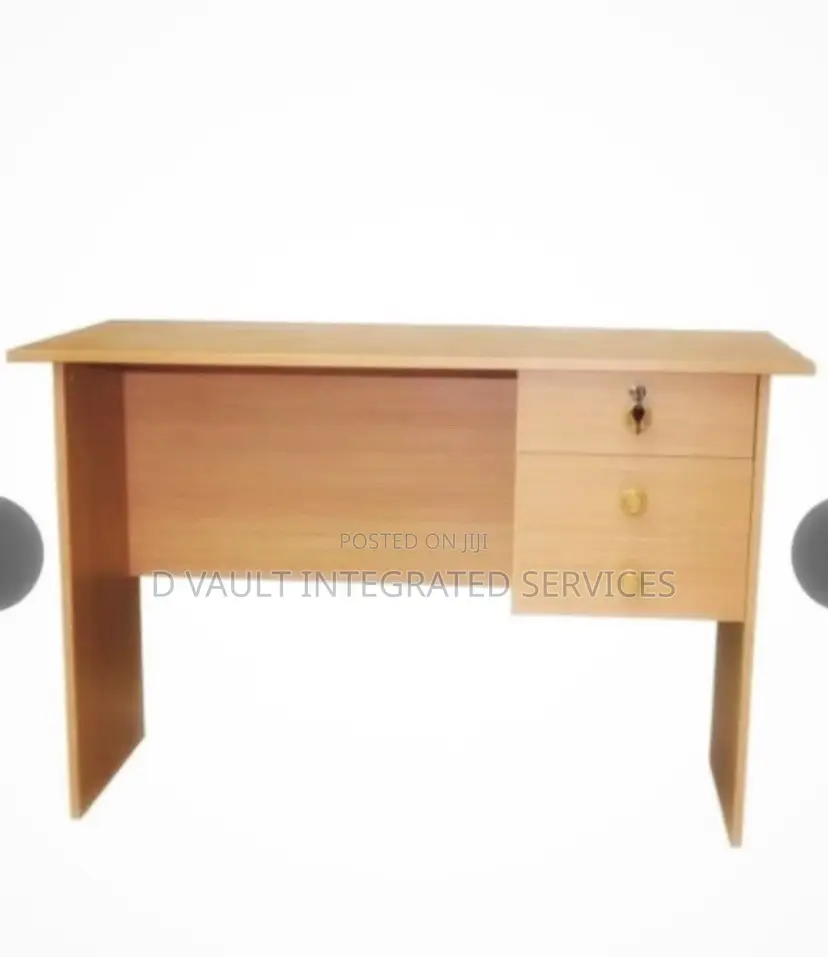 Office Table / Modern Office Desk