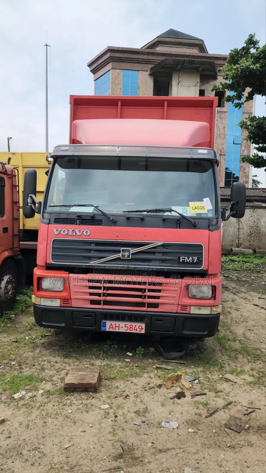 Volvo FM7 Truck 2006 Red