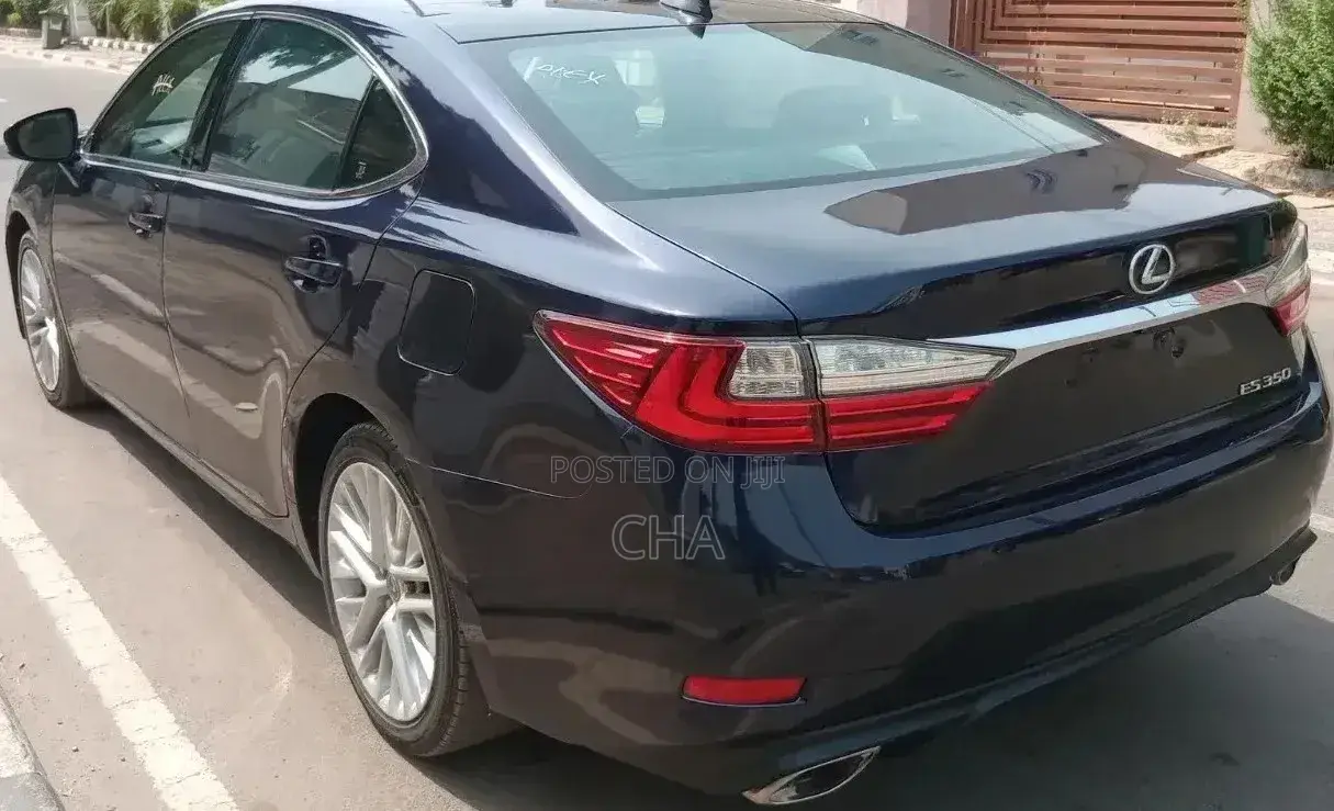Lexus ES 350 FWD 2018 Blue