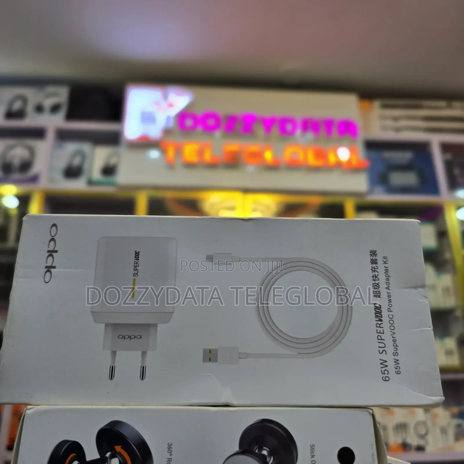 OPPO 65W SuperVOOC Charger