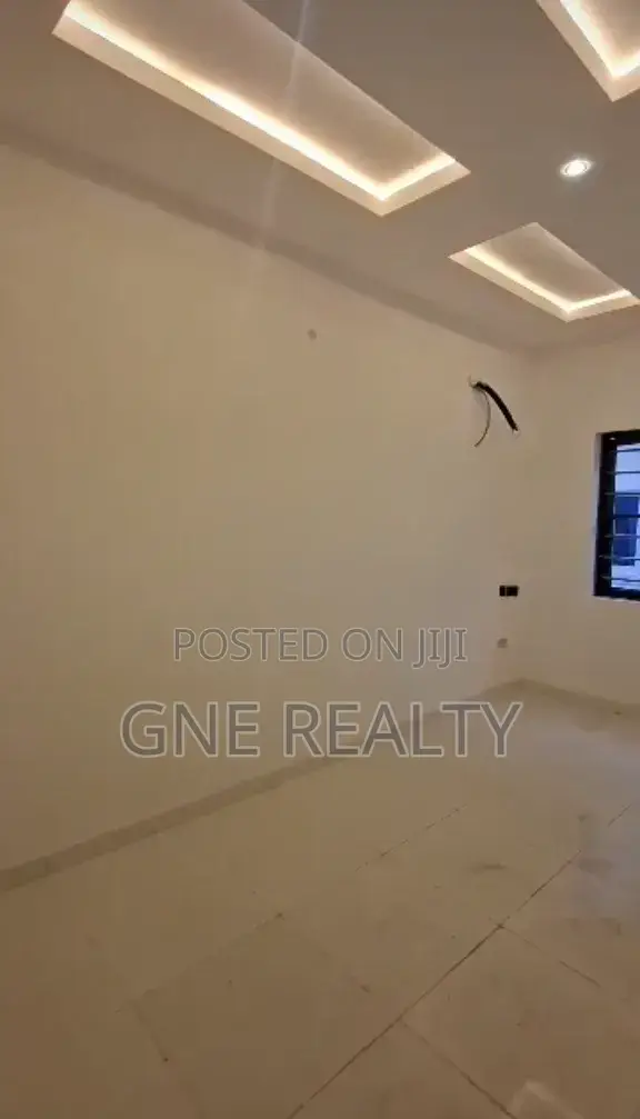 Furnished 2bdrm Block of Flats in Ago Palace for sale