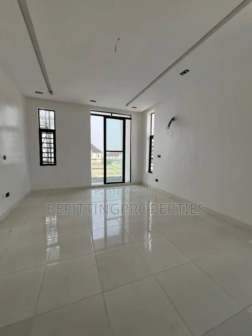 4bdrm Duplex in Ajah for sale