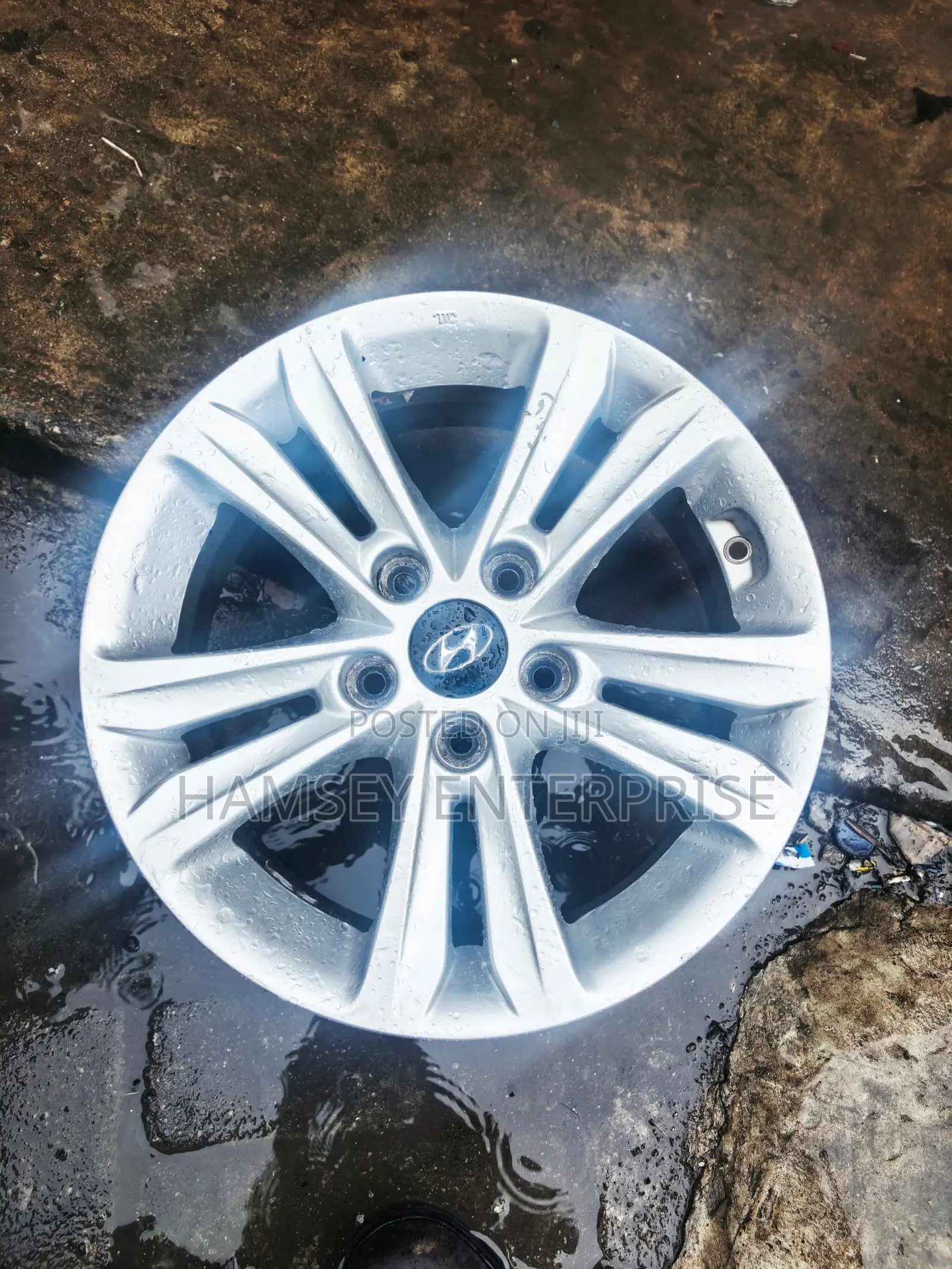 Hyundai Sonata Rim 16