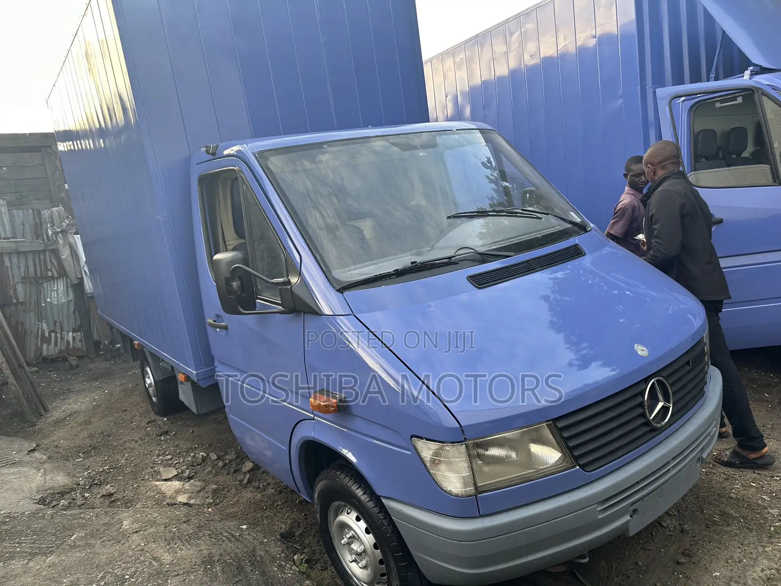 Mercedes Benz 4 Tyres 308 Container Body