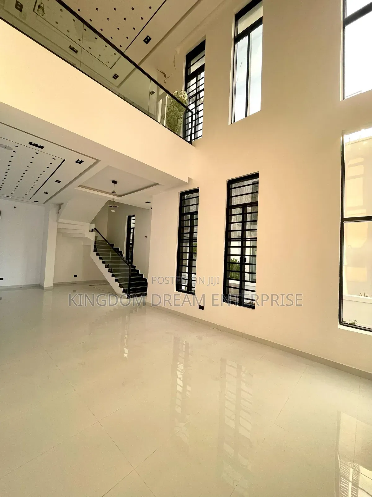 6bdrm Duplex in Osapa London Lekki for sale