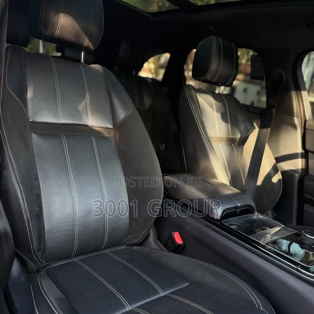 Land Rover Range Rover Velar 2019 Silver