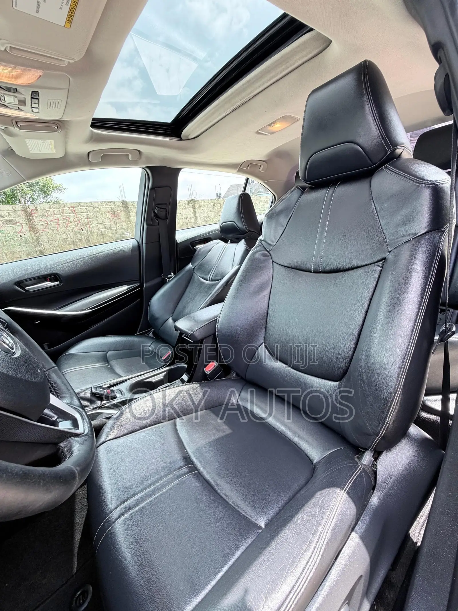 Toyota Corolla XLE 2020 Black