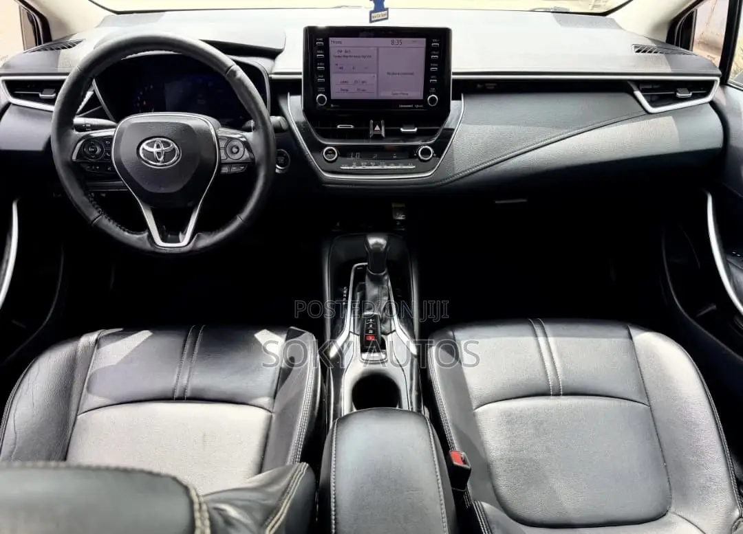 Toyota Corolla XLE 2020 Black