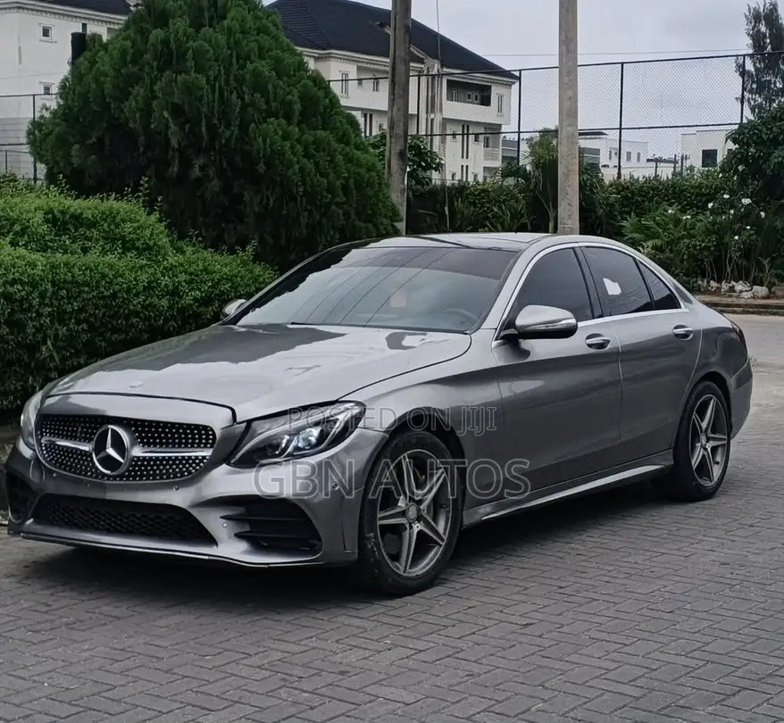 Mercedes-Benz C400 2016 Gray