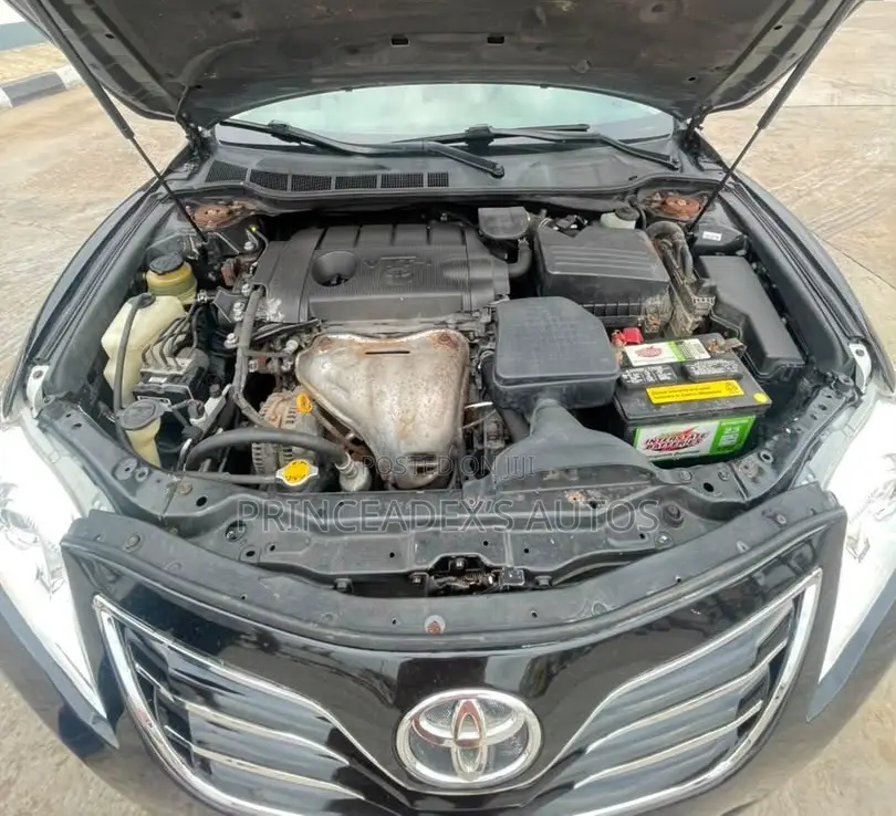 Toyota Camry LE 4dr Sedan (2.5L 4cyl 6AM) 2010 Black