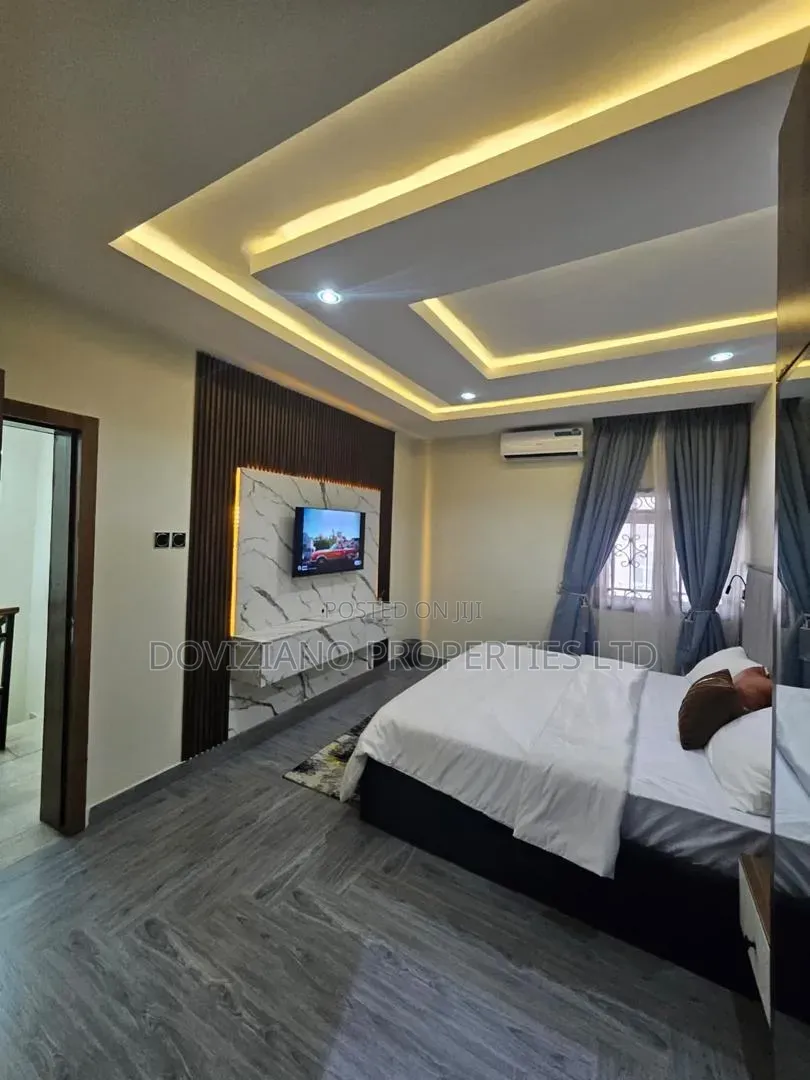 4bdrm Duplex in Ikeja GRA for sale