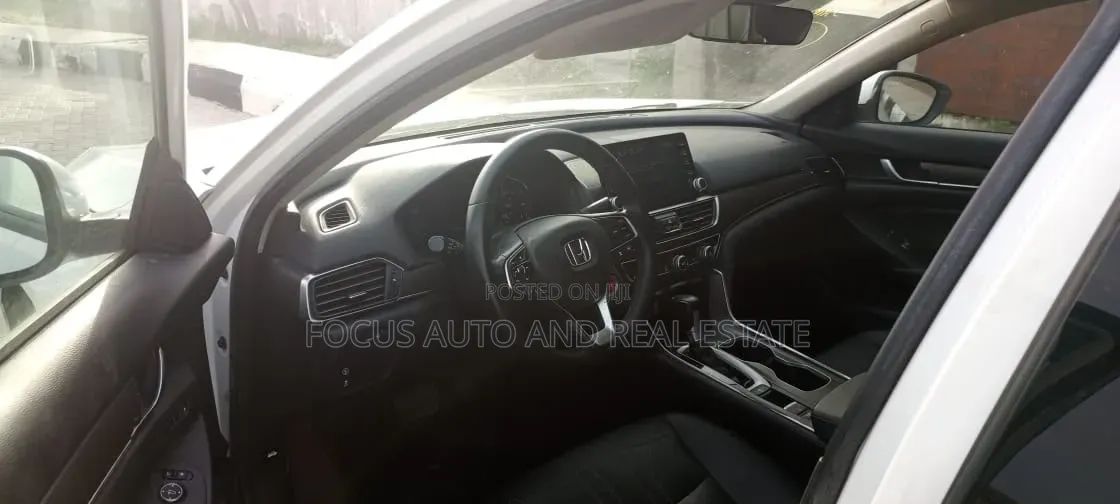 Honda Accord 2019 White