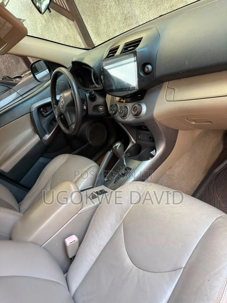 Toyota RAV4 2010 Black