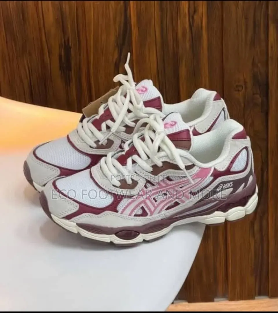 Stylish Unisex Sneakers