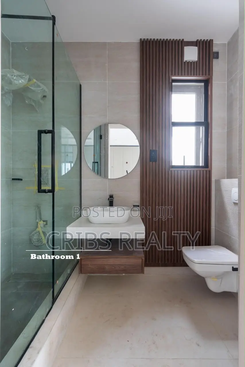 4bdrm Maisonette in Banana Island for sale
