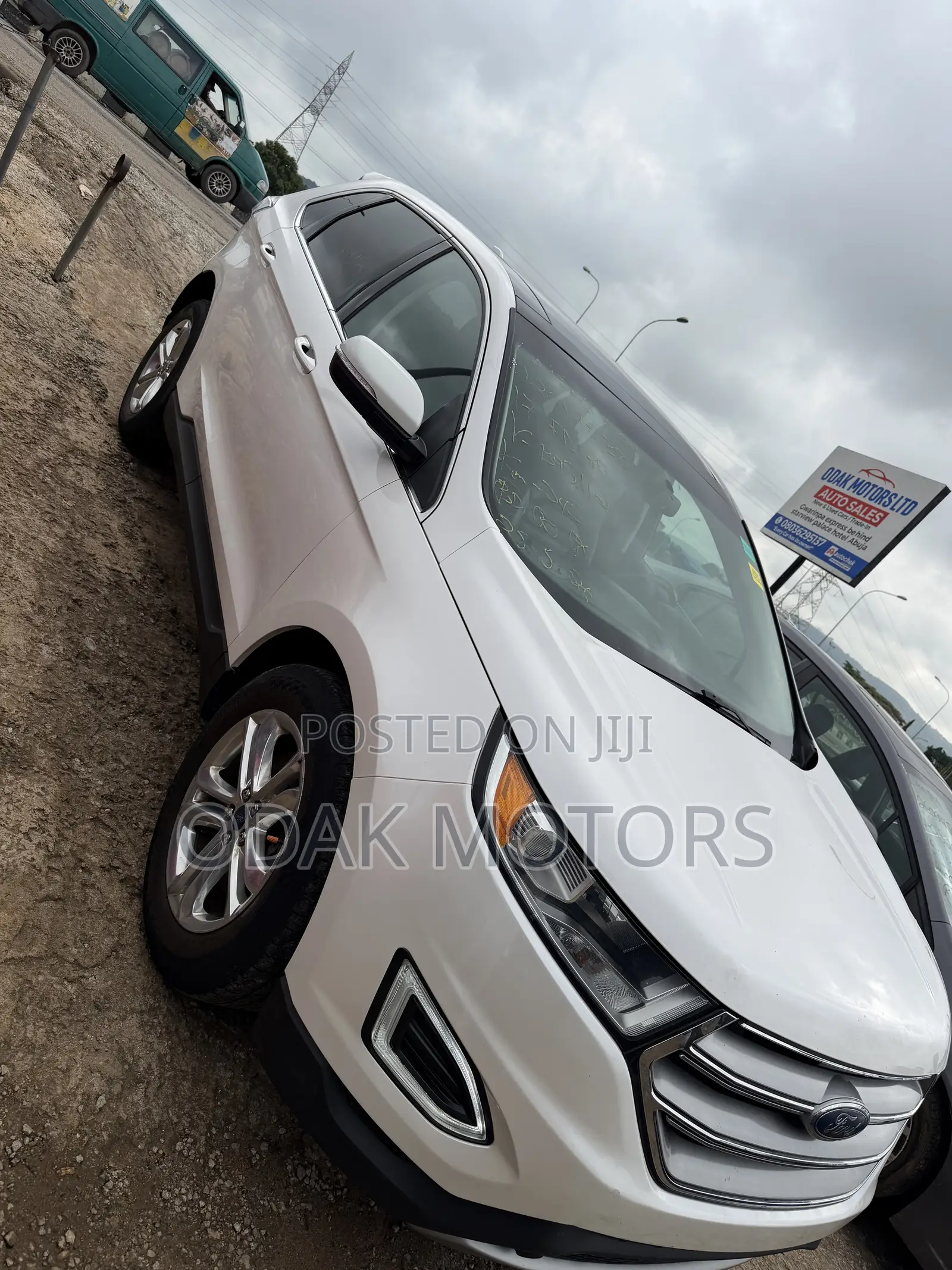 Ford Edge Titanium 4dr AWD 2017 White