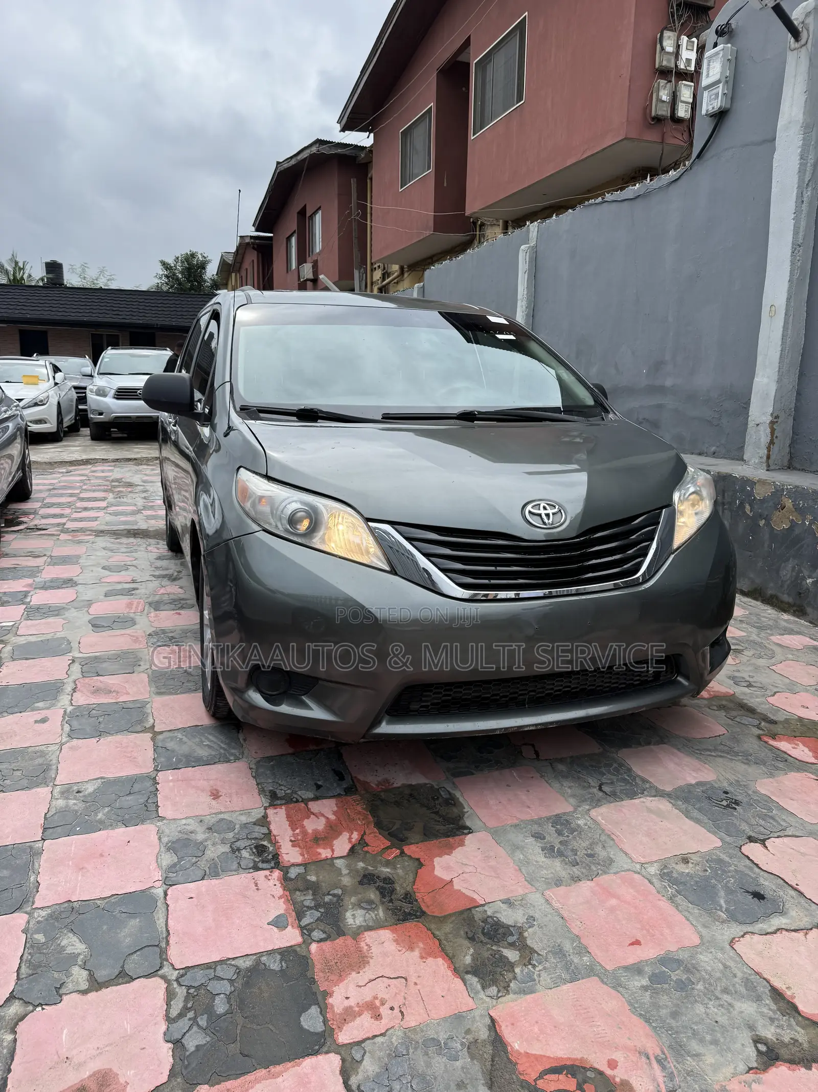 Toyota Sienna LE 7 Passenger 2012 Green