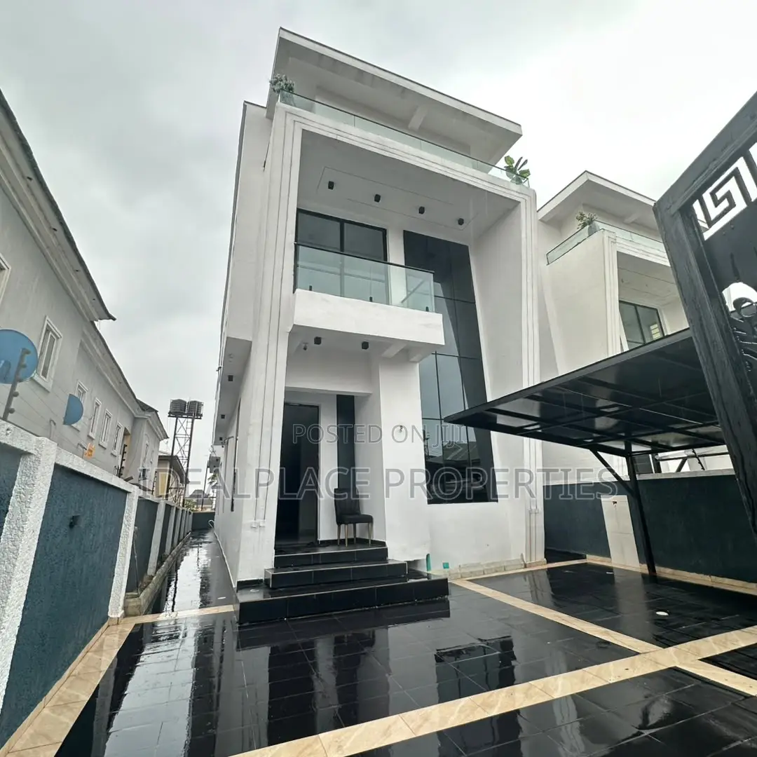 5bdrm Duplex in Sangotedo for sale