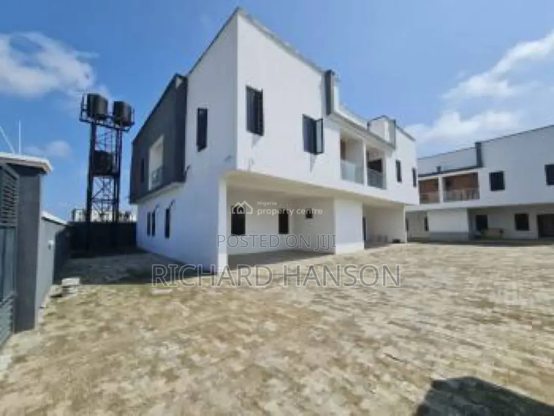 4bdrm Duplex in Secured Estate for sale